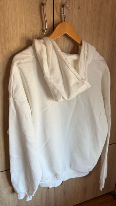 Бял суичър Cropp