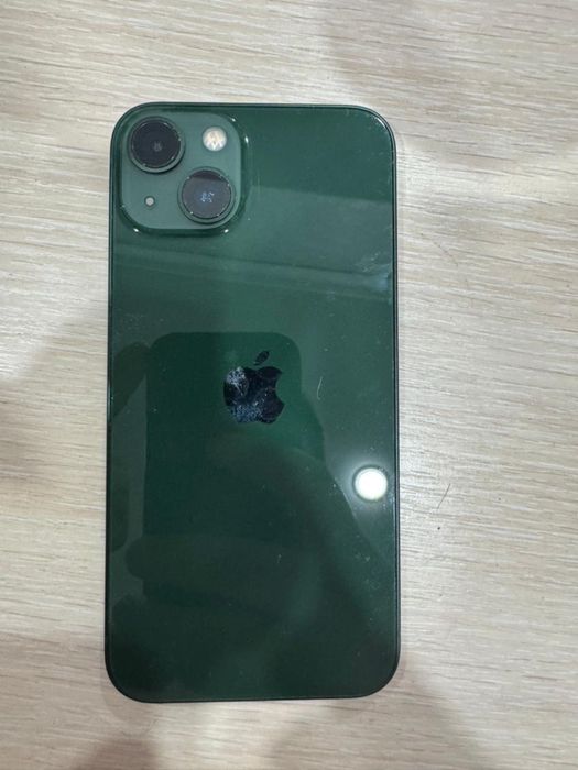 Продам айфон 13 в зеленом цвете