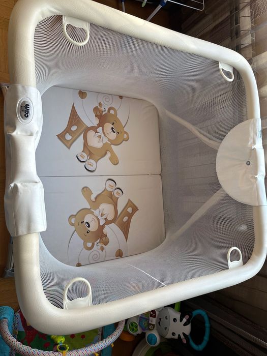 Италианска бебешка кошара CAM – здрава, сигурна, до 15 кг