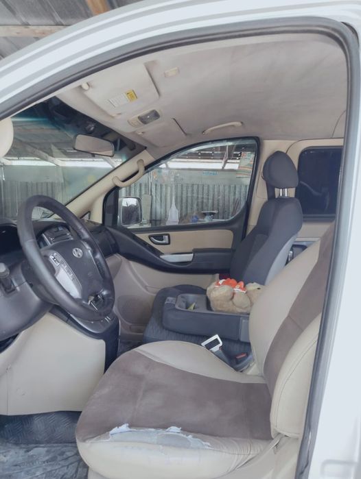 Микроавтобус хуендай грант Старекс