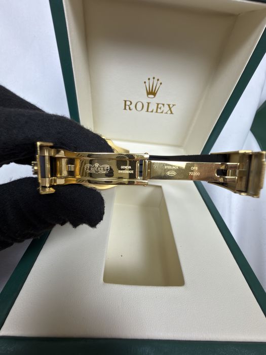 Rolex Yacht-Master 40mm Yellow Gold Ceramic Bezel
