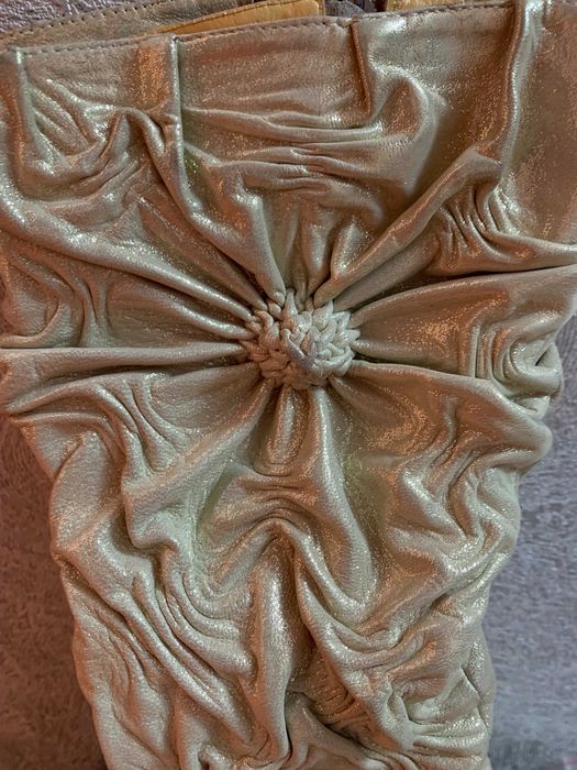 Нарядные праздничные сапоги