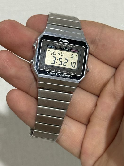 Продам часы меанические и кварц