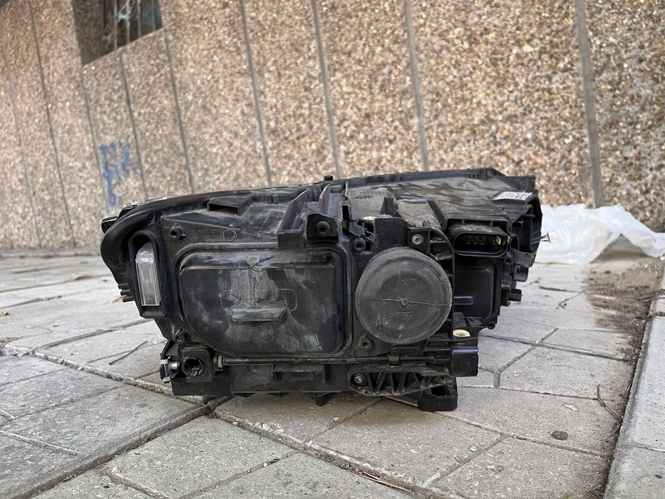 Ляв фар за Volkswagen PASSAT B8 2014- FULL LED