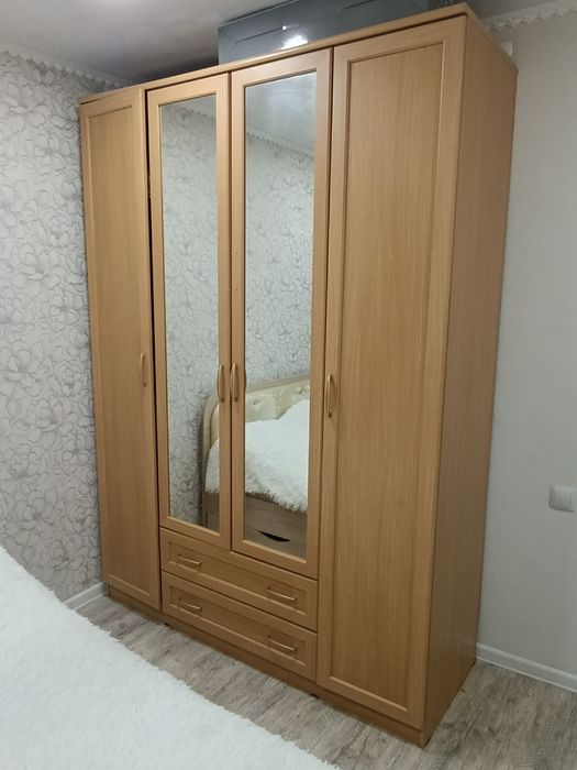 Спальный гарнитур