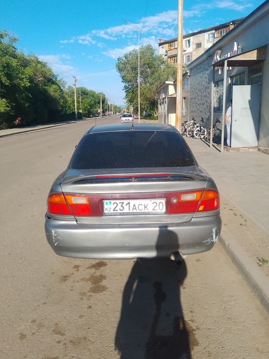 Мазда 323 сатылады