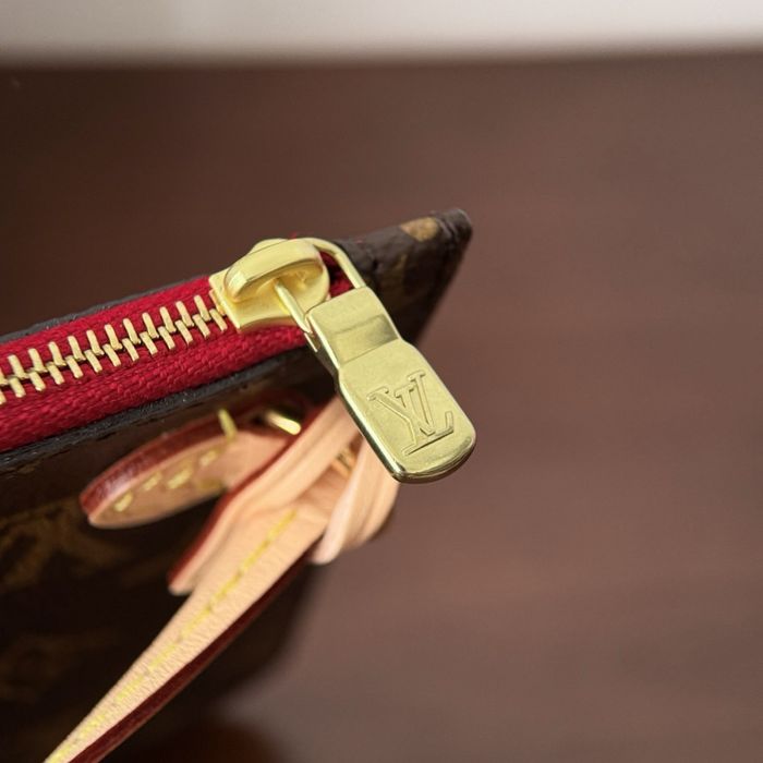 Geanta Louis Vuitton Neverfull
