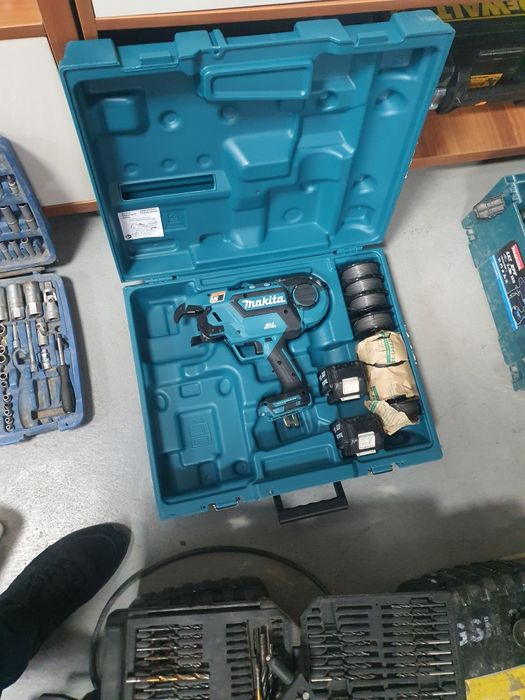 Masina/pistol legat fier/sarma