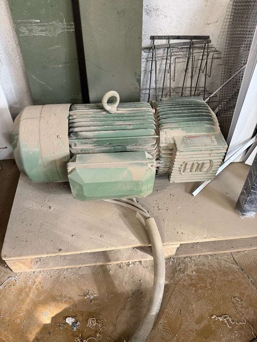 Професионална кантираща машина Accord 1447