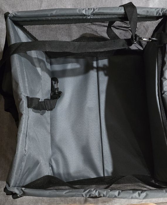 Столче за кола за куче