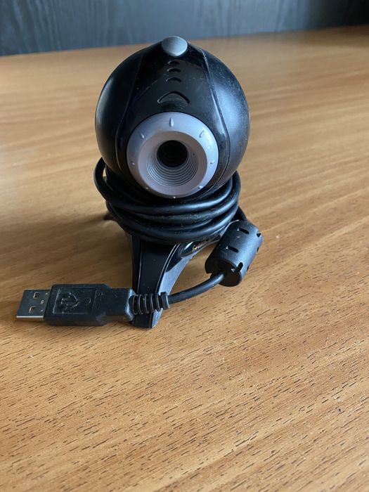 Вебкамера и шнуры, зарядки