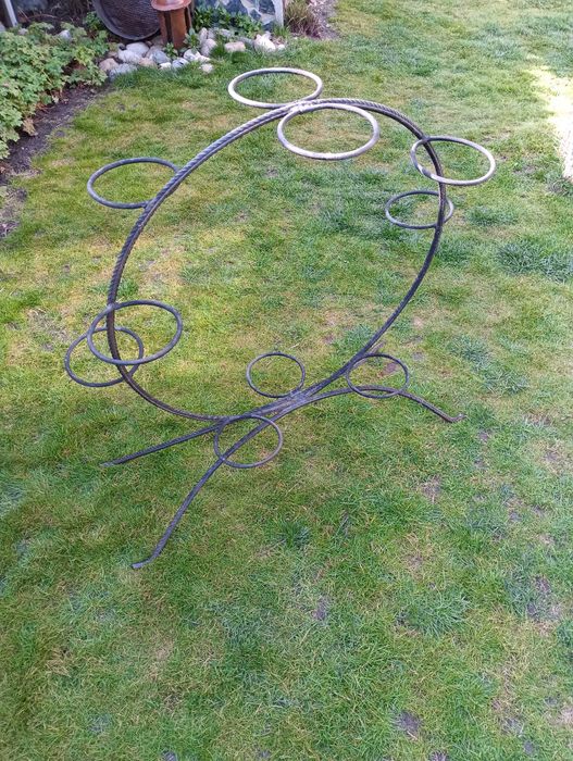 Градински ретро цветарници