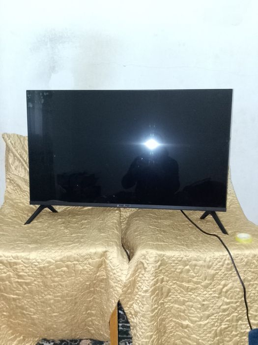 SMART Q32 Tilivizur sotiladi