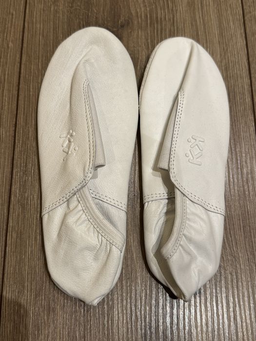 Цвички Koлев и Колев бели 31 номер