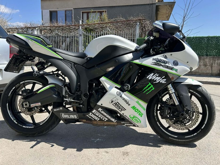 Продавам мотор Kawasaki ninja zx6r