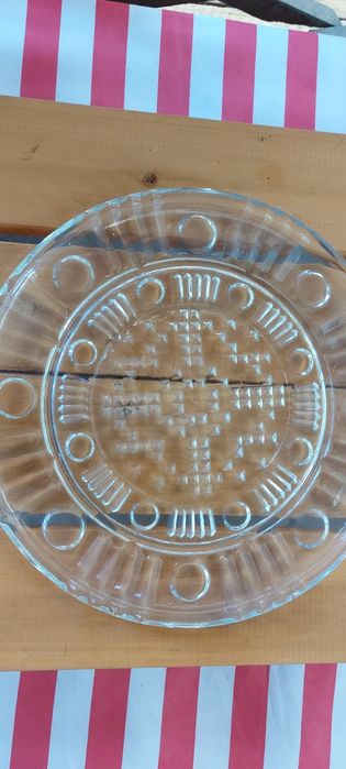 Castron și platou din sticlă-vechi