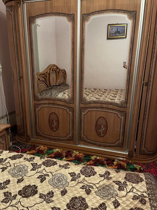 Мебел сотилади тезда б/у холати яхши