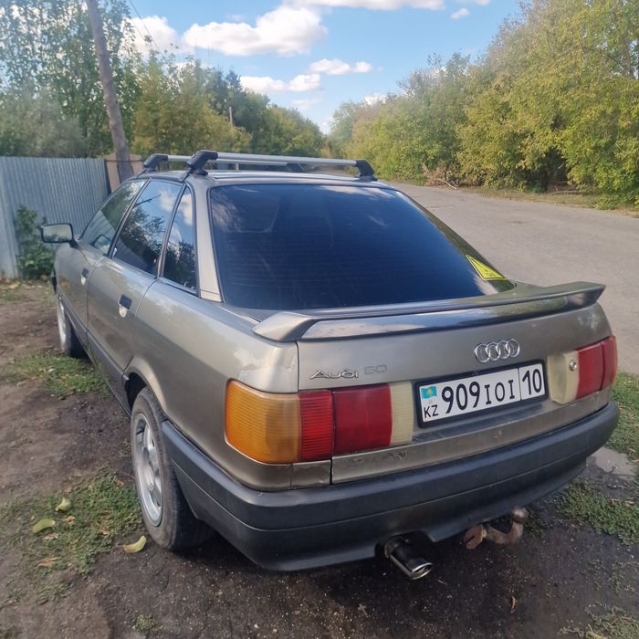 Продам Ауди 80 б3 на газу.
