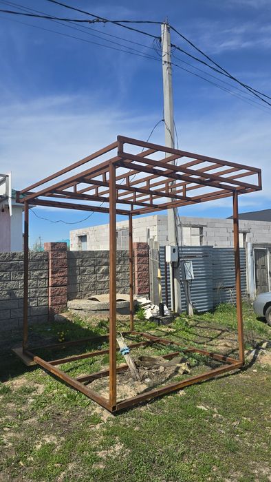 Киоск каркас металлическии