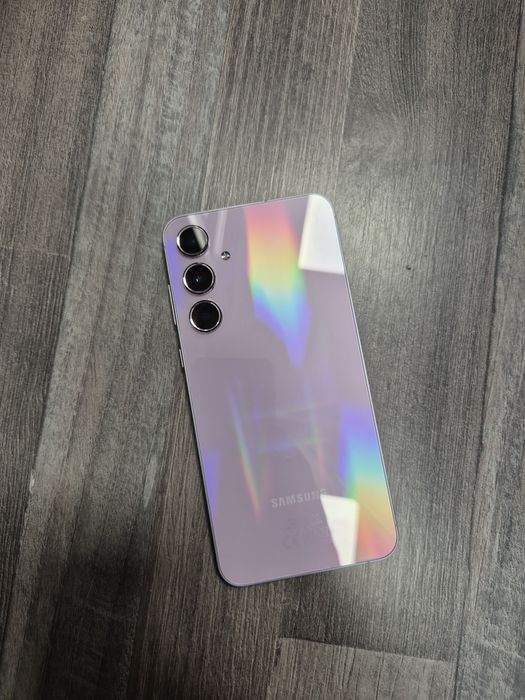 Телефон Samsung a55 128gb.
