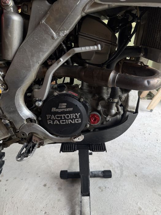 Продавам honda crf250r