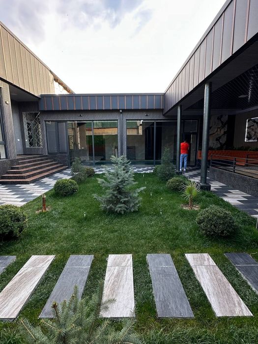 Дача без посредников с зимним бассейном