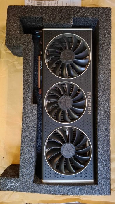 Placă video XFX RX 6900 XT Speedster MERC 319 16GB GDDR6