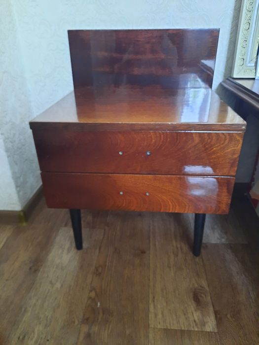 Продам тумбу б/у