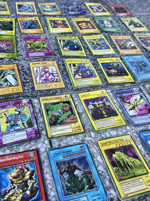 Карти Yu-Gi-Oh….