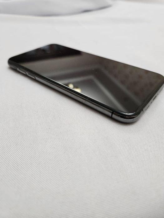 Apple iphone Xs 64 g
