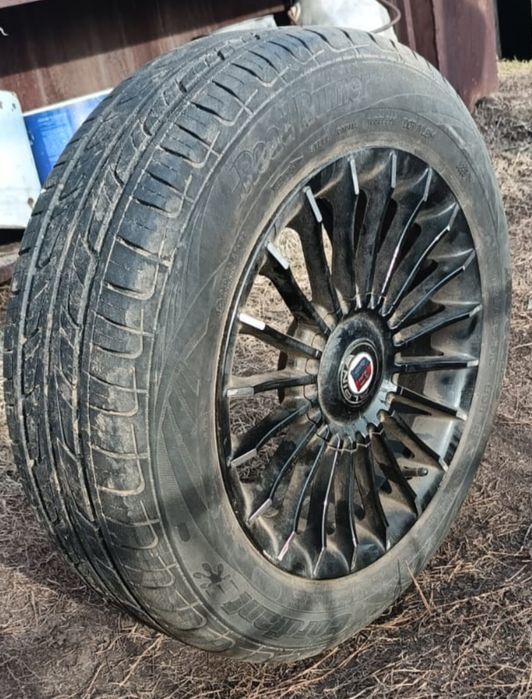 Продам почти новые