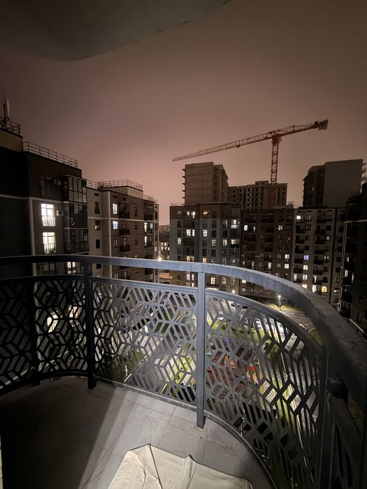 Продаю сваю квартиру Golden house Assalom havo