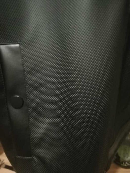 Продавам ново кожено яке