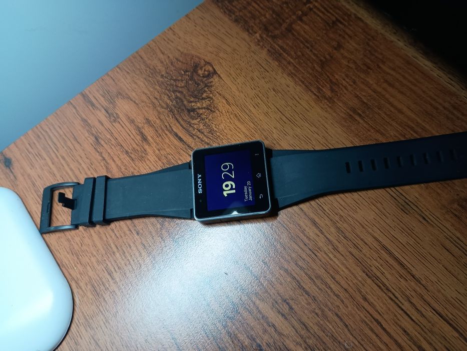 Смарт часы Sony SW2 оригинальные
