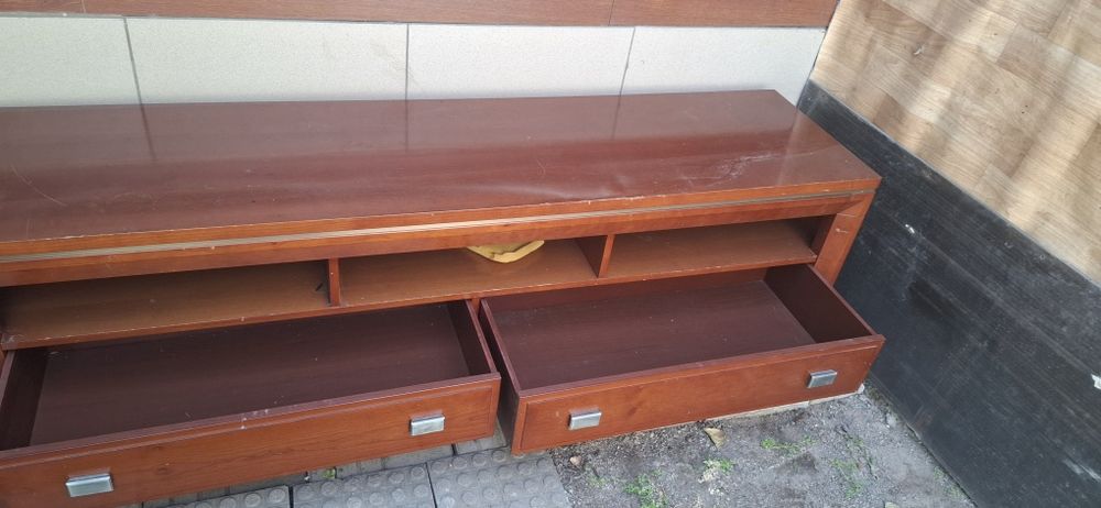 Продам комод и два шкафа