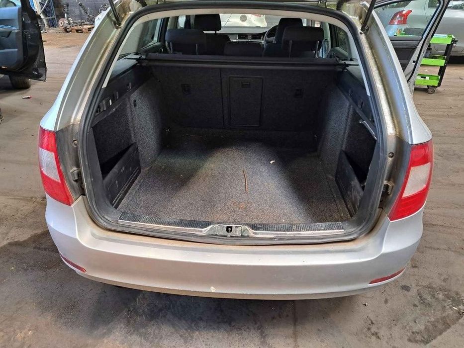 Punte spate Skoda Superb 2 2011 COMBI 1.4 TSI CAXC