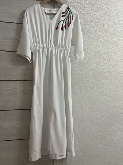 Вечернее белое платье