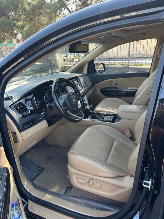 Kia Carnival 2020 Ideal