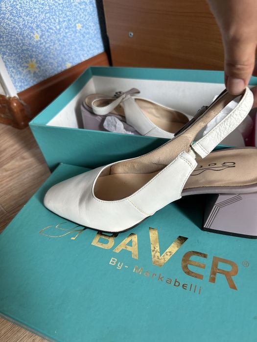 Босоножки женские