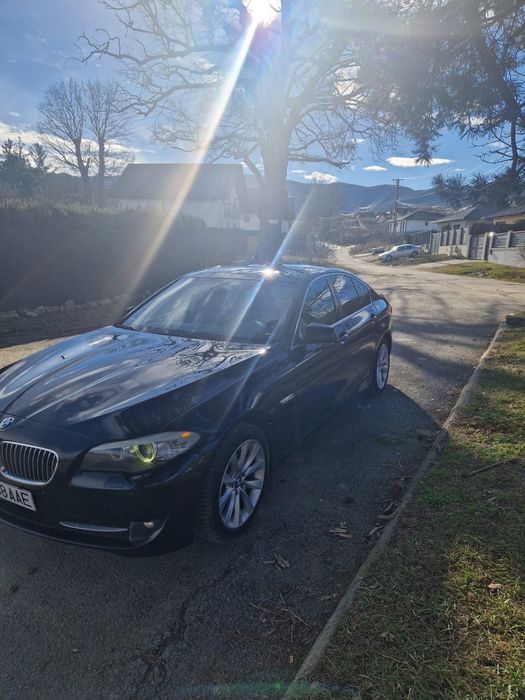 BMW Seria 5 2010 — imagine 2