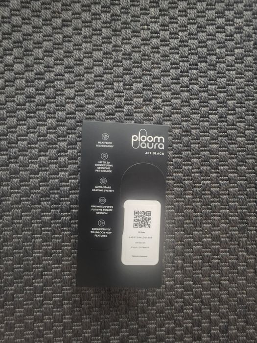 Ploom Aura Jet Black - Nou, sigilat pre negociabil