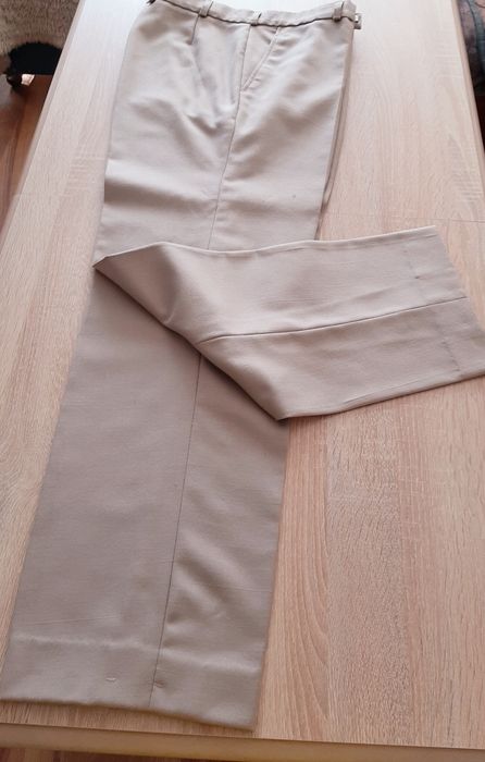 Нов мъжки костюм в три части и топло яке