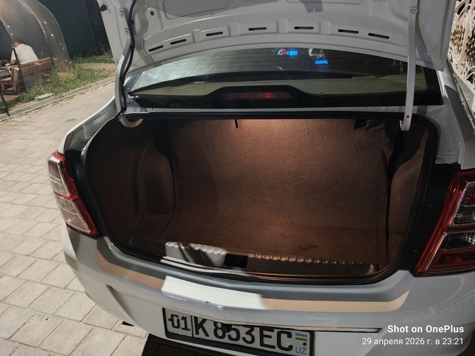 Cobalt 2022 автомат белый пробег 176000