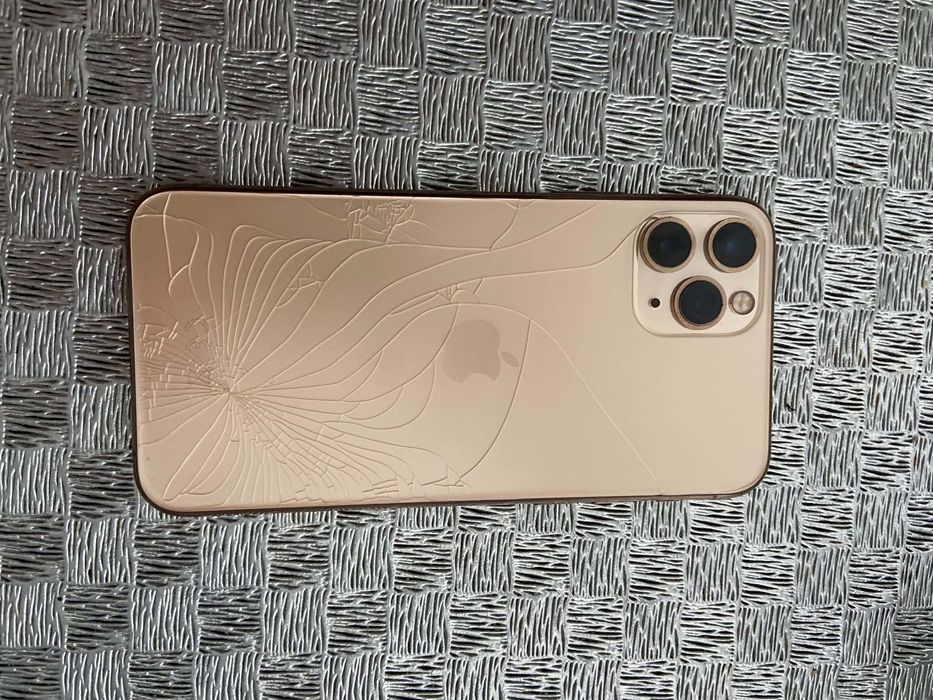 Iphone 11 pro gold
