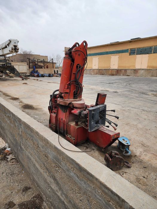 Кран манипулятор установка