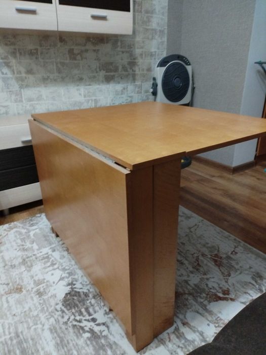 Срочно! Раскладной стол-книжка