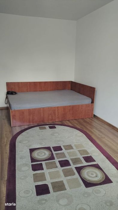Garsoniera decomandata spatioasa cu balcon in Tineretului