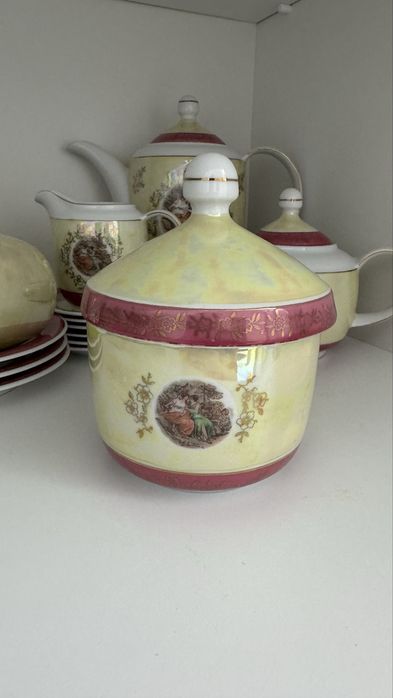 чайно-столовый сервиз «Мадонна»