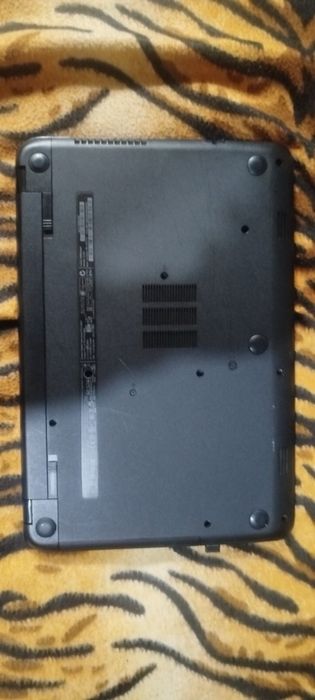 HP Pavilion 15-r127nv