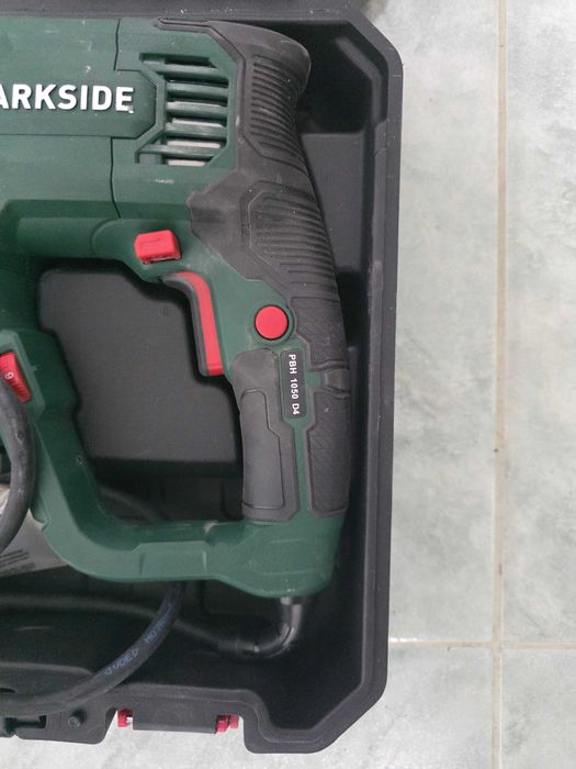 Перфоратор PARKSIDE 1050W три функции